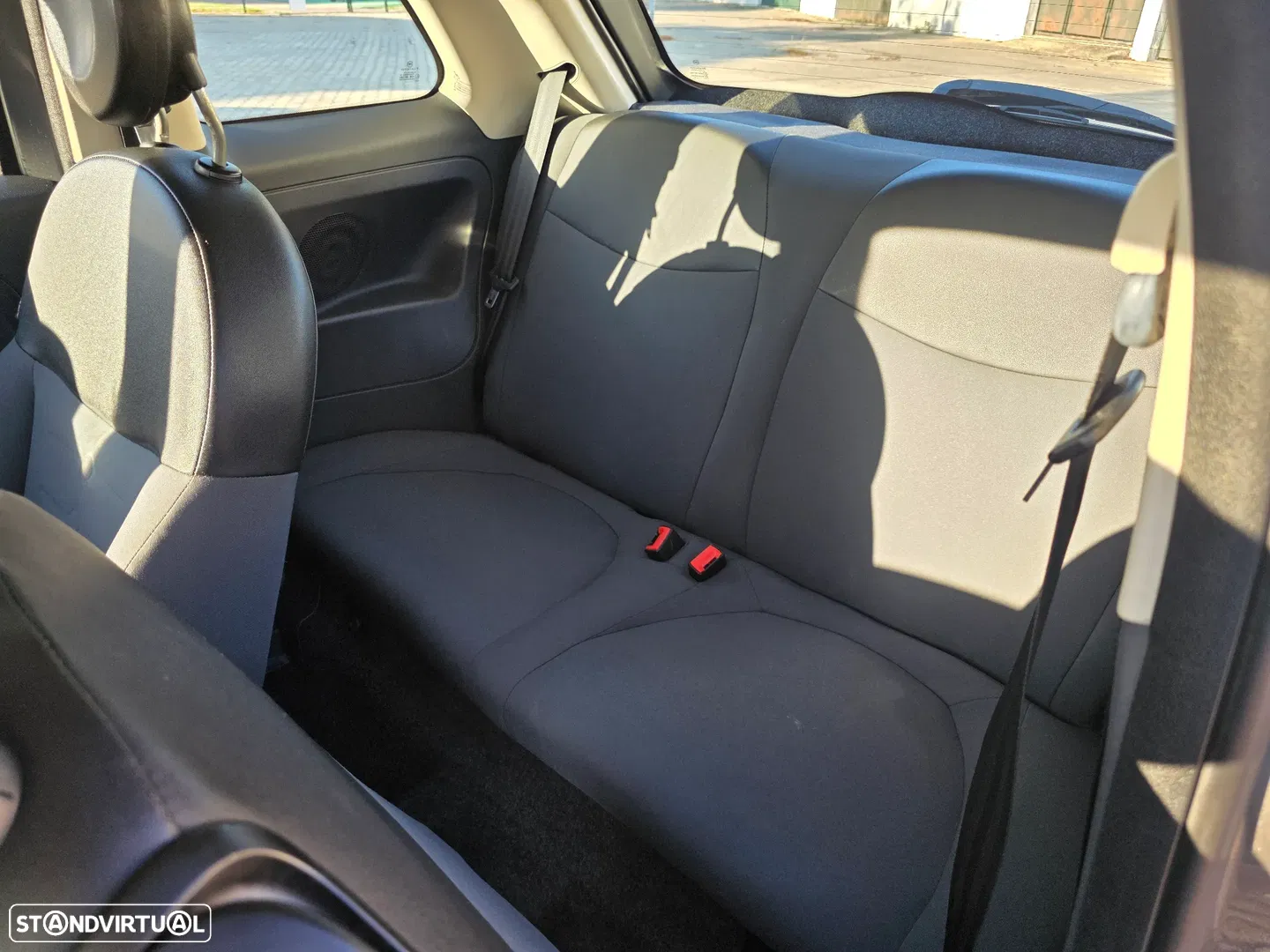 2013 Fiat 500 1.2 S&S Lounge, photograph 8
