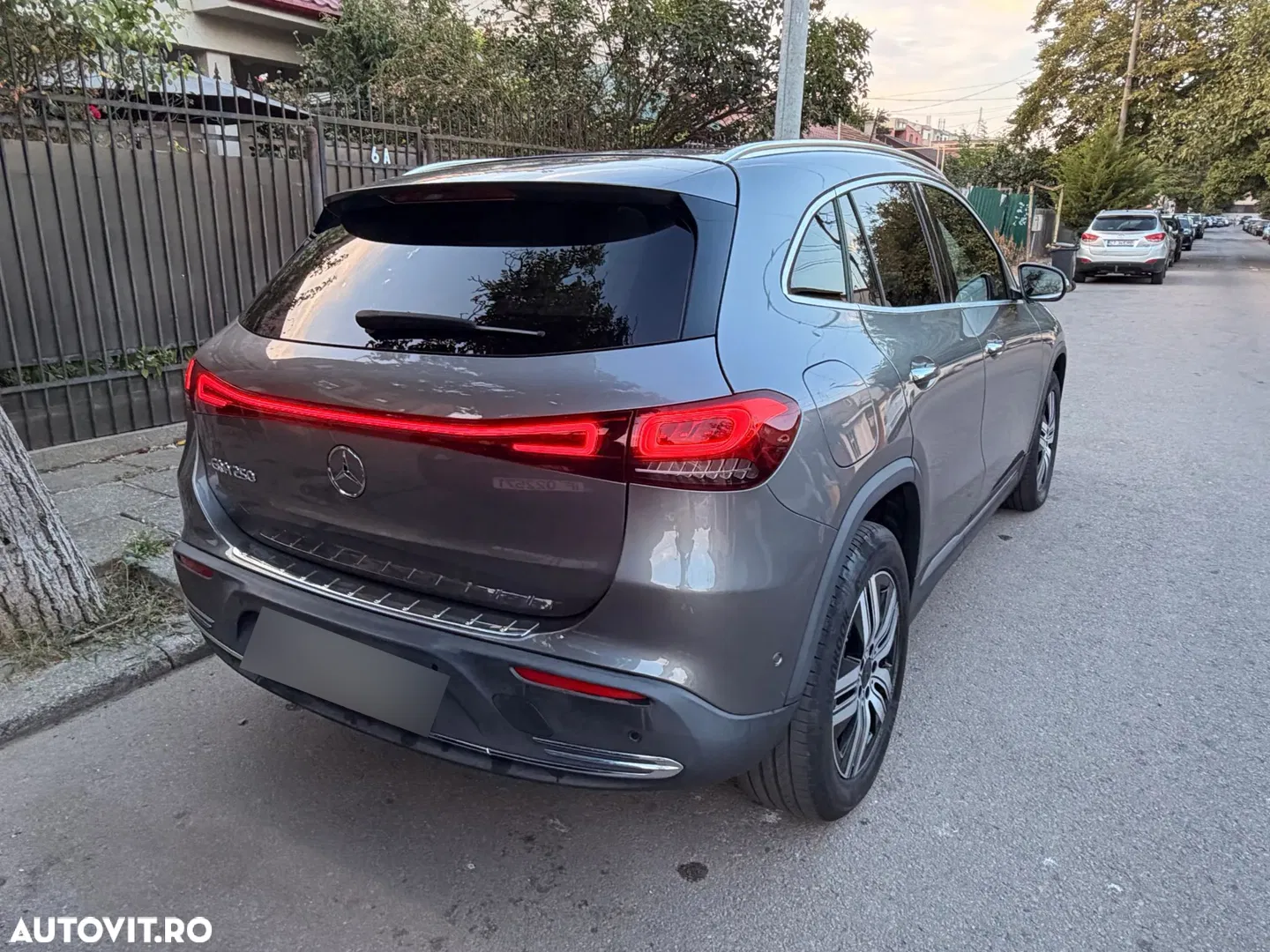 2021 Mercedes-Benz EQA 250, photograph 3