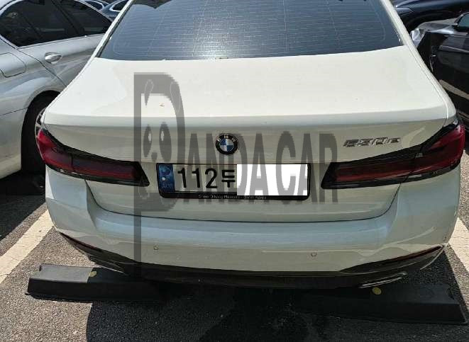 2021 BMW 530e, photograph 3