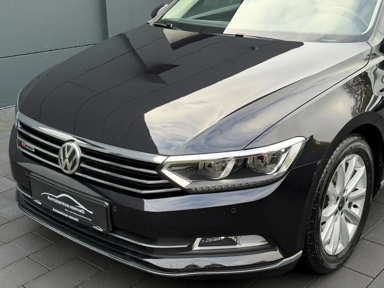 2015 Volkswagen Passat Variant Highline 4Motion DSG NAVI AHK, photograph 3