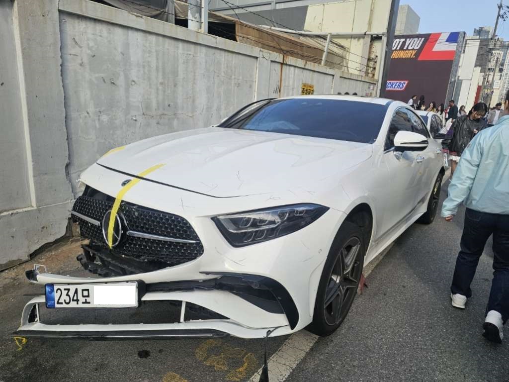 2023 Mercedes-Benz CLS300 d 4MATIC, photograph 4