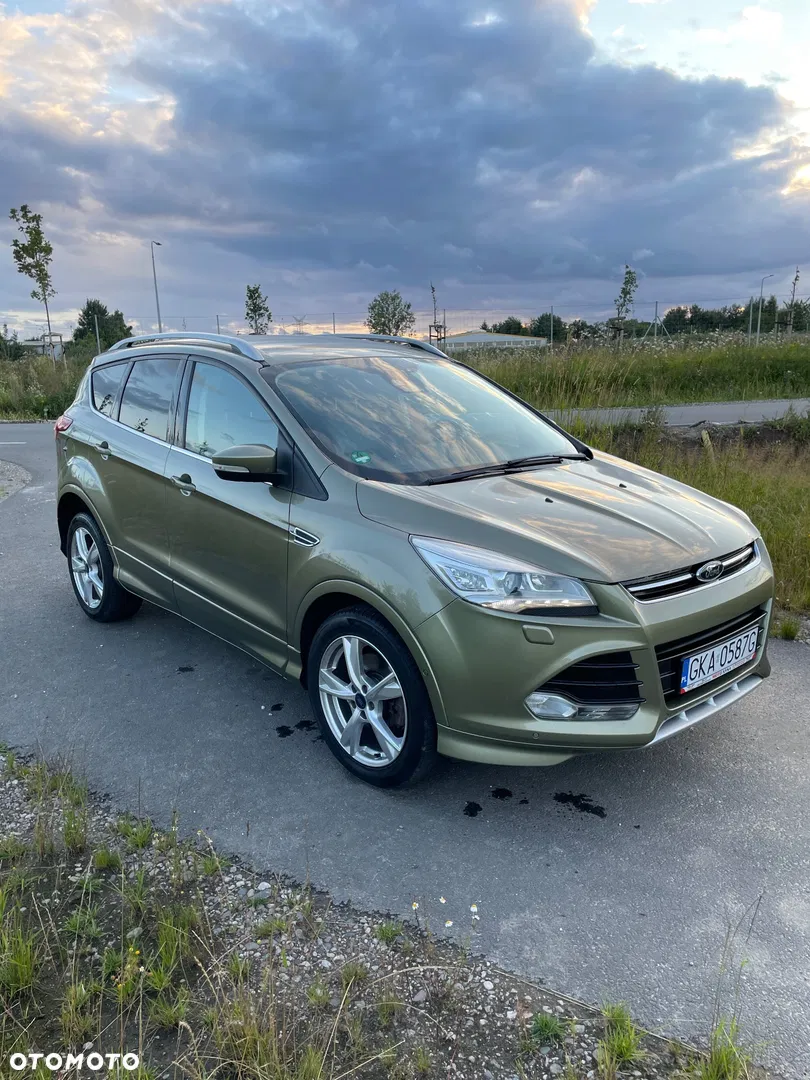 2014 Ford Kuga 2.0 TDCi 4WD Titanium Plus, photograph 2