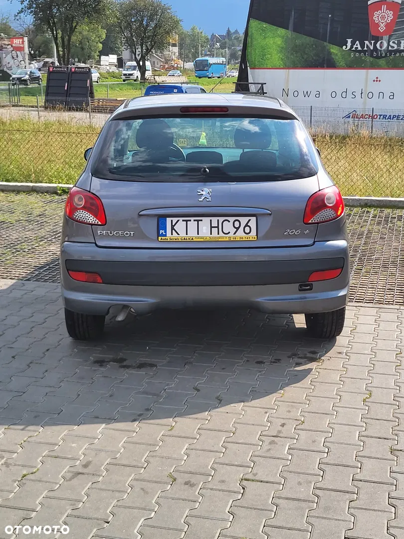 2010 Peugeot 206 plus 1.1 Presence, photograph 6