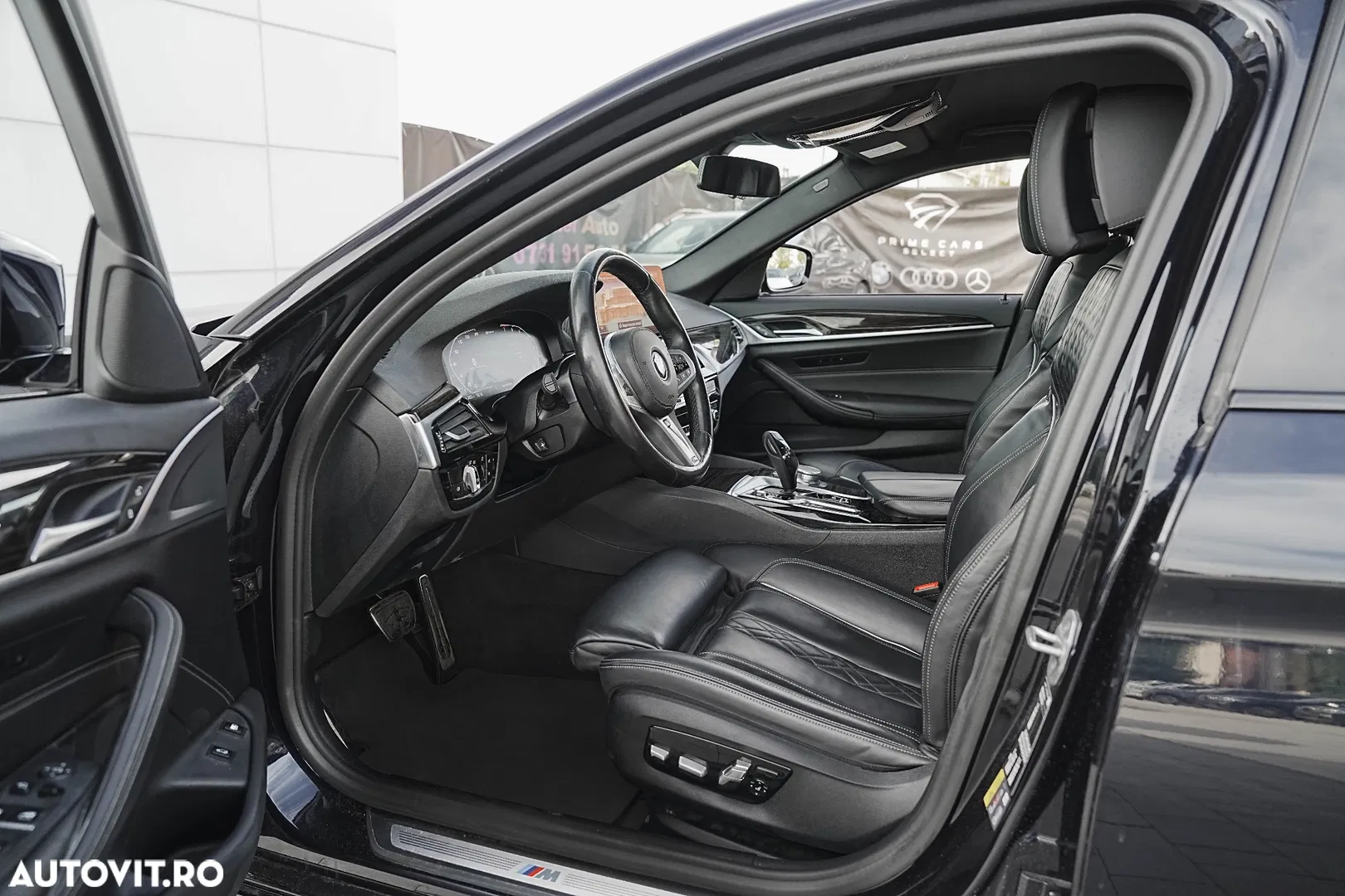 2022 BMW Seria 5 545e xDrive Aut. M Sport Edition, photograph 9