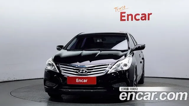2011 Hyundai Grandeur HG240 Luxury, photograph 6