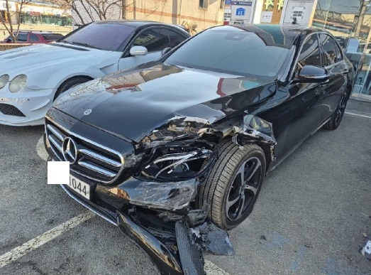 2020 Mercedes-Benz E 250, photograph 5