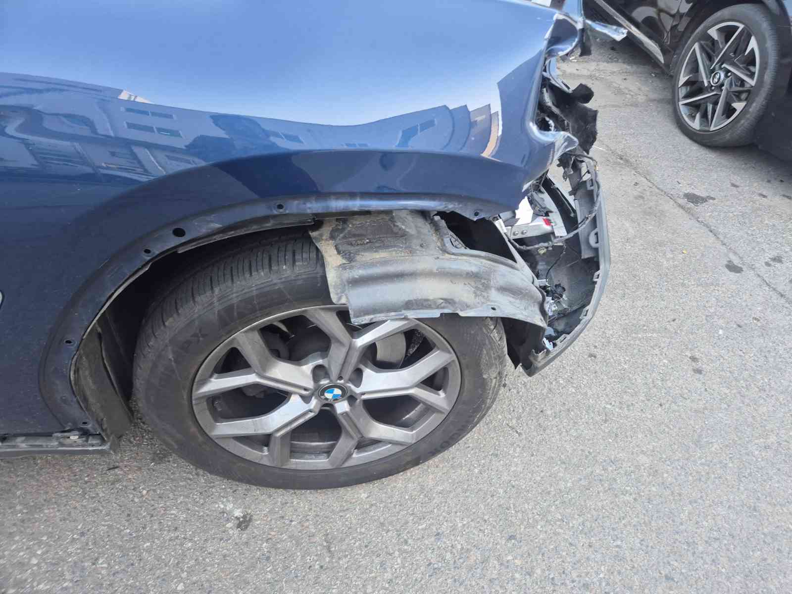 2022 BMW X3 xDrive20d, photograph 3