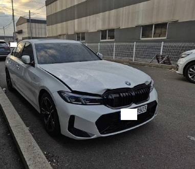 2023 BMW 320i, photograph 3