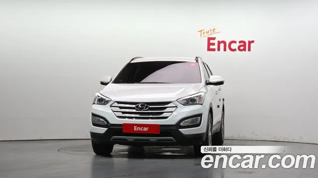 Hyundai Santafe Diesel(e-VGT) 2.0 2WD Exclusive — photo 1 of 30