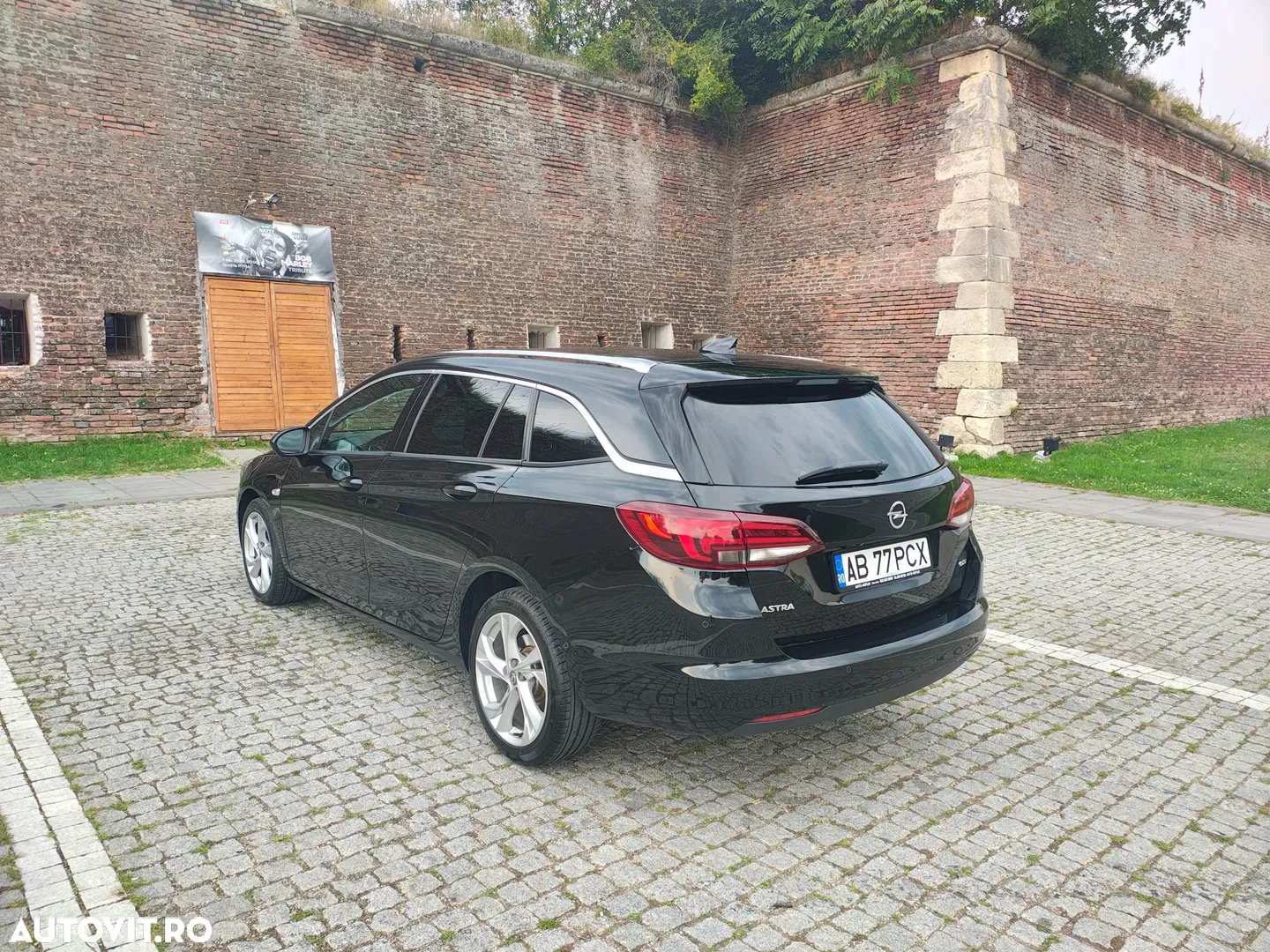 2017 Opel Astra 1.6 CDTI ECOTEC Start/Stop Innovation, photograph 3