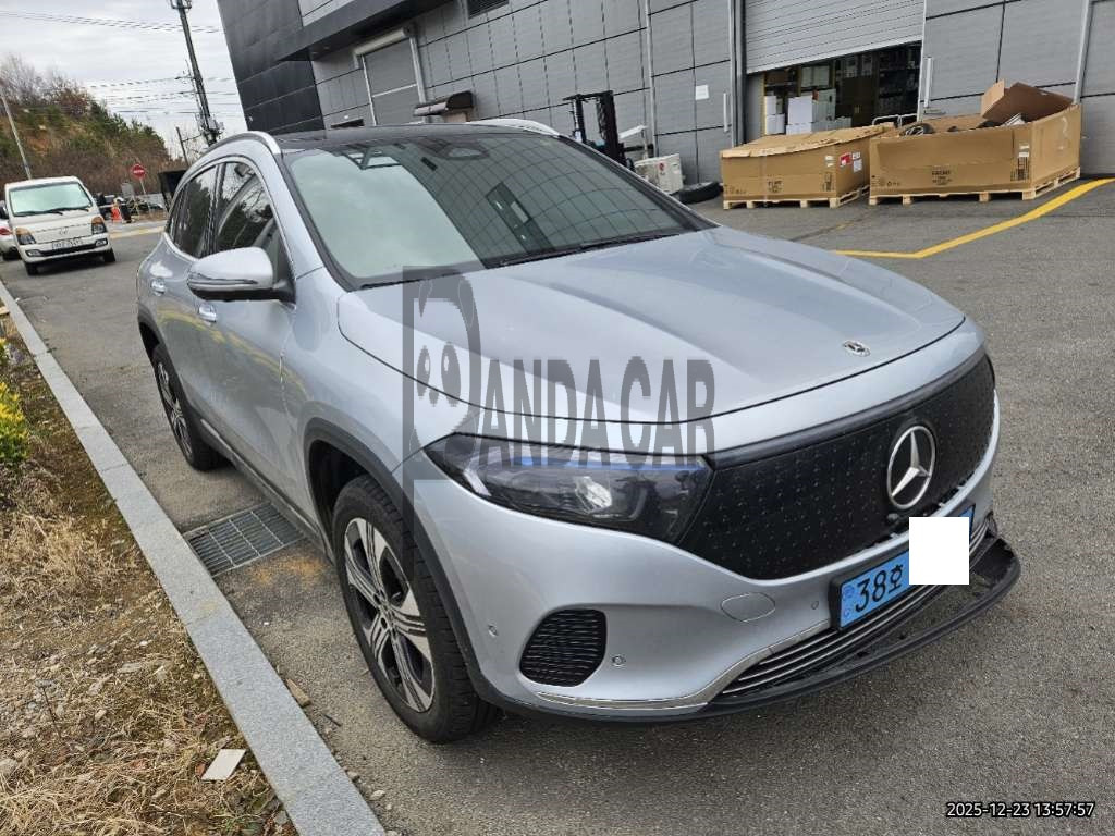2026 Mercedes-Benz EQA 250, photograph 4