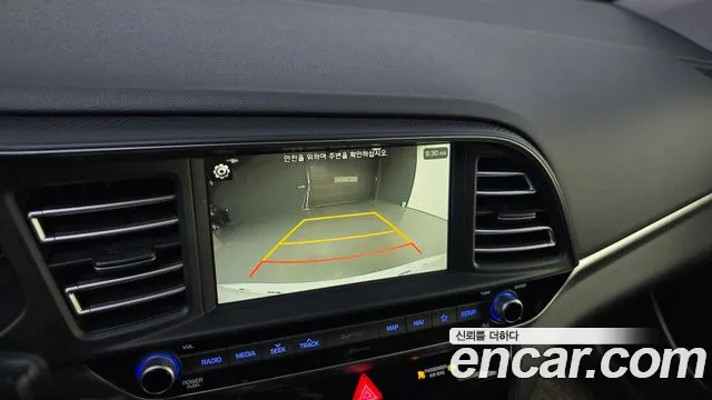2019 Hyundai AVANTE 1.6, photograph 8