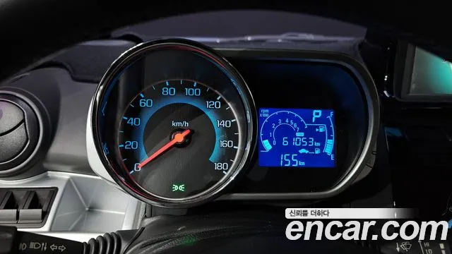 2015 ChevroletGMDaewoo Spark LT, photograph 8