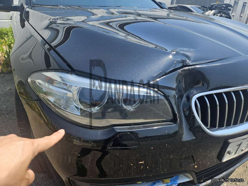2015 BMW 528i xDrive, photograph 1