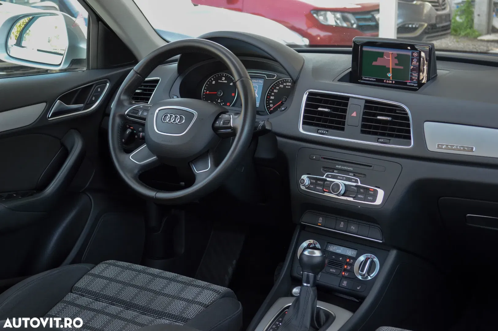 2014 Audi Q3 2.0 TDI Quattro Stronic, photograph 4