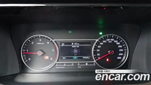Kia Sorento Diesel 2.2 2WD — photo 1 of 34
