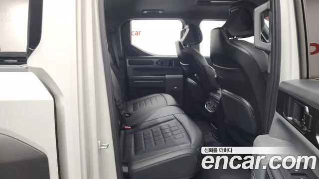 2025 Kia Tasman 2.5T Gasoline 4WD, photograph 2