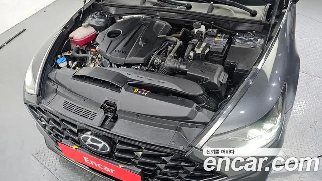 2022 Hyundai Sonata 2.0, photograph 1