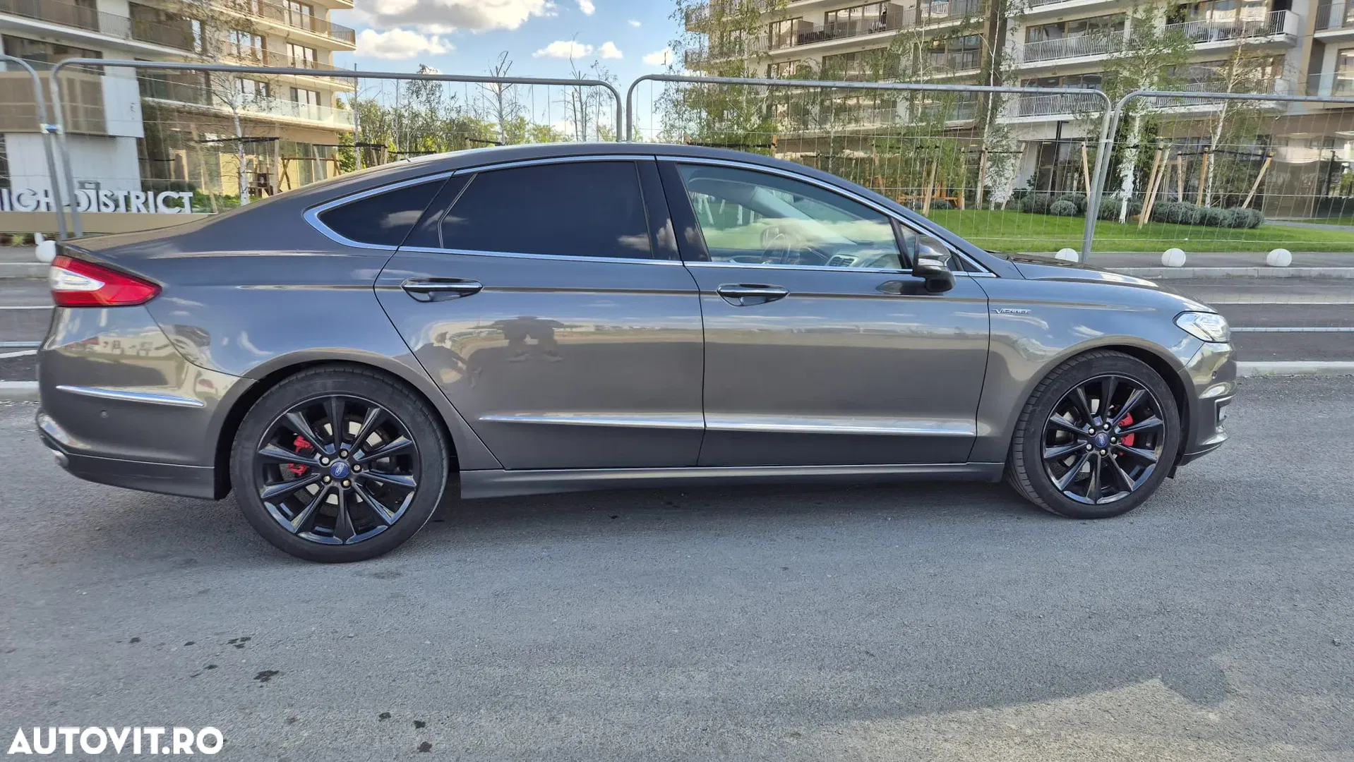 2017 Ford Mondeo 2.0 TDCi Bi-Turbo Start-Stopp PowerShift-A. Vignale, photograph 12
