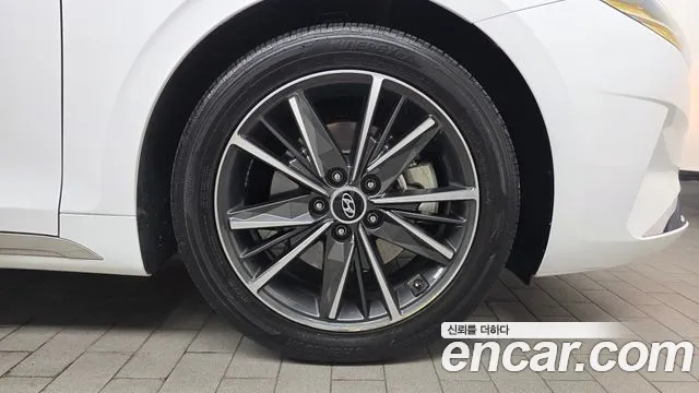 2022 Hyundai Grandeur 2.5, photograph 6