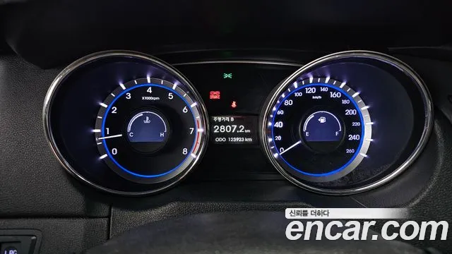 2012 Hyundai Sonata LPI TAXI, photograph 4