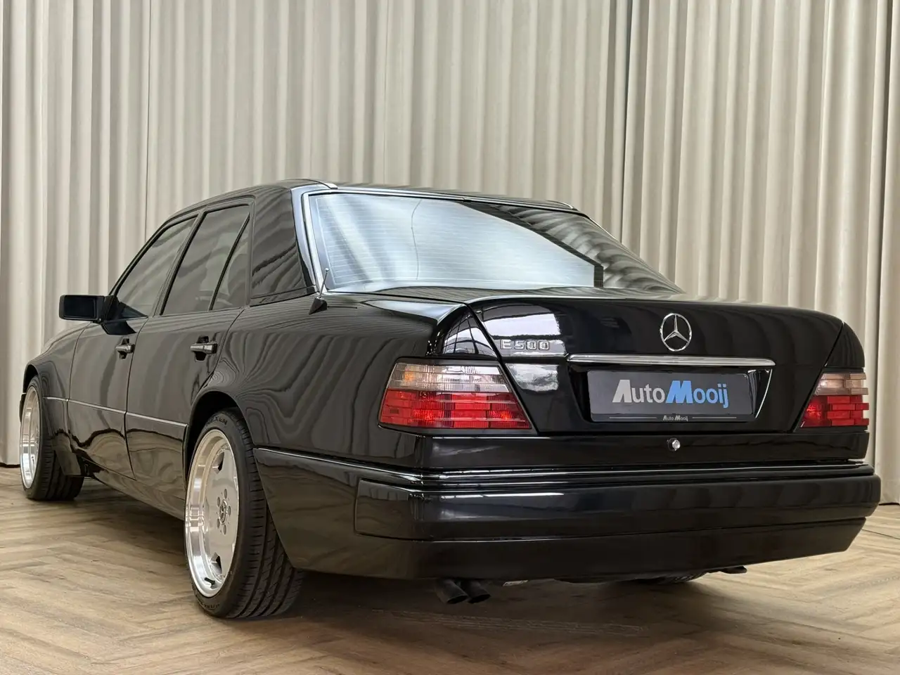 1992 Mercedes-Benz 500 200-500 (W124) 500E / 5.0 V8 / 326 PK / AMG Aero I, photograph 7