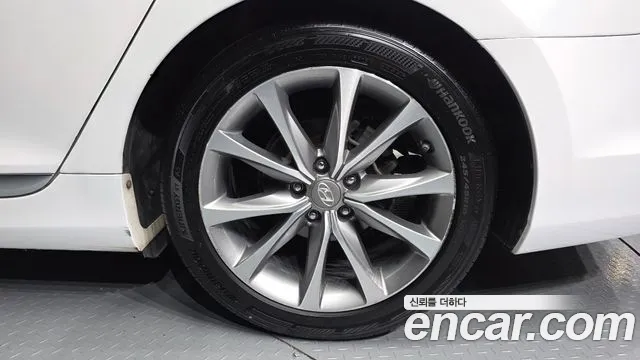 2015 Hyundai Grandeur HG300 Premium, photograph 10