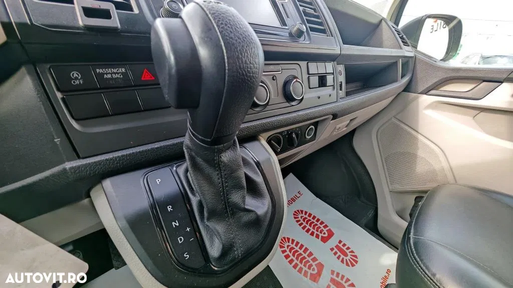 2018 Volkswagen Transporter, photograph 10