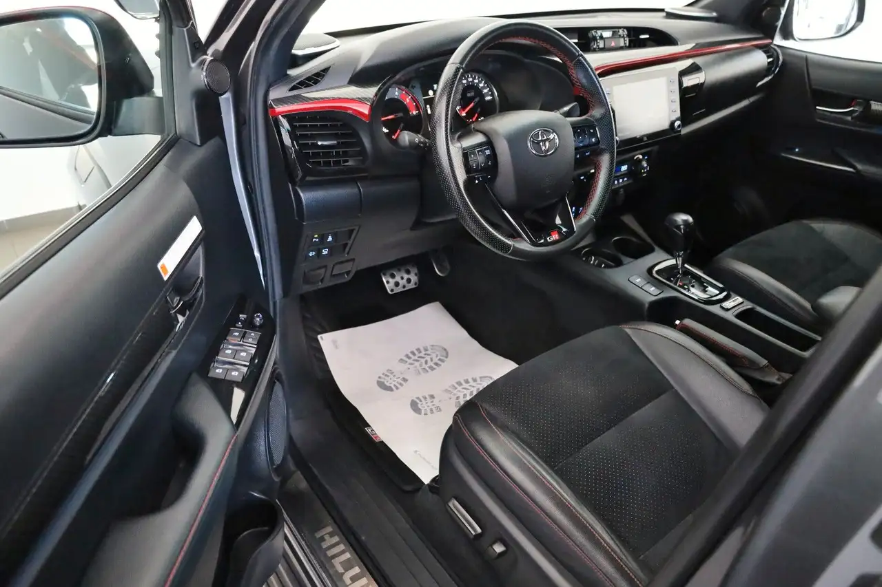 2023 Toyota Hilux 2.8 D-4D GR Sport,Alcantara,ACC,Rollo, AHK, photograph 9