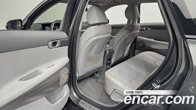2024 Hyundai Nexo Premium, photograph 1