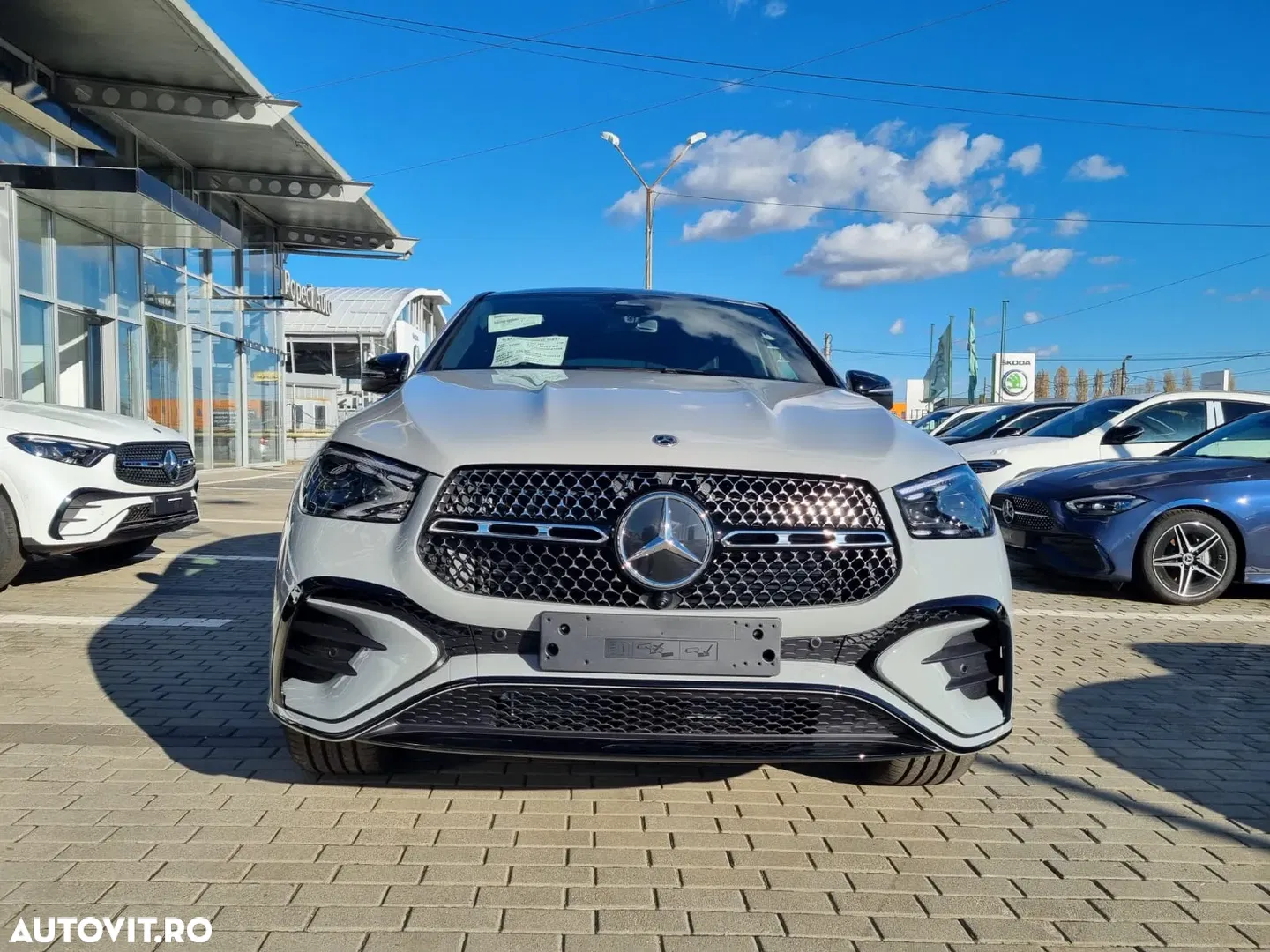 2025 Mercedes-Benz GLE Coupe, photograph 2