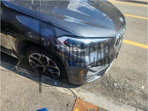 2021 BMW X1 xDrive18d, photograph 3