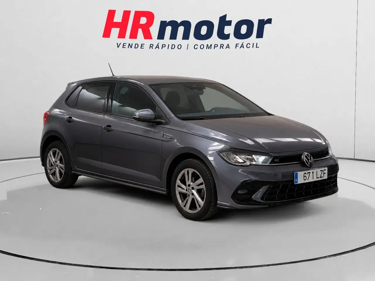 2022 Volkswagen Polo 1.0 TSI R-Line 70kW, photograph 1