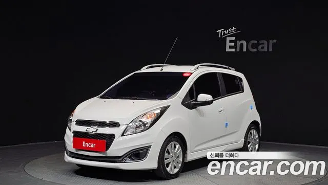 2015 ChevroletGMDaewoo Spark LT, photograph 11