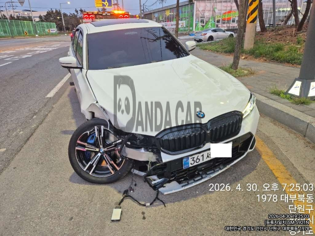 2026 BMW 320i, photograph 1