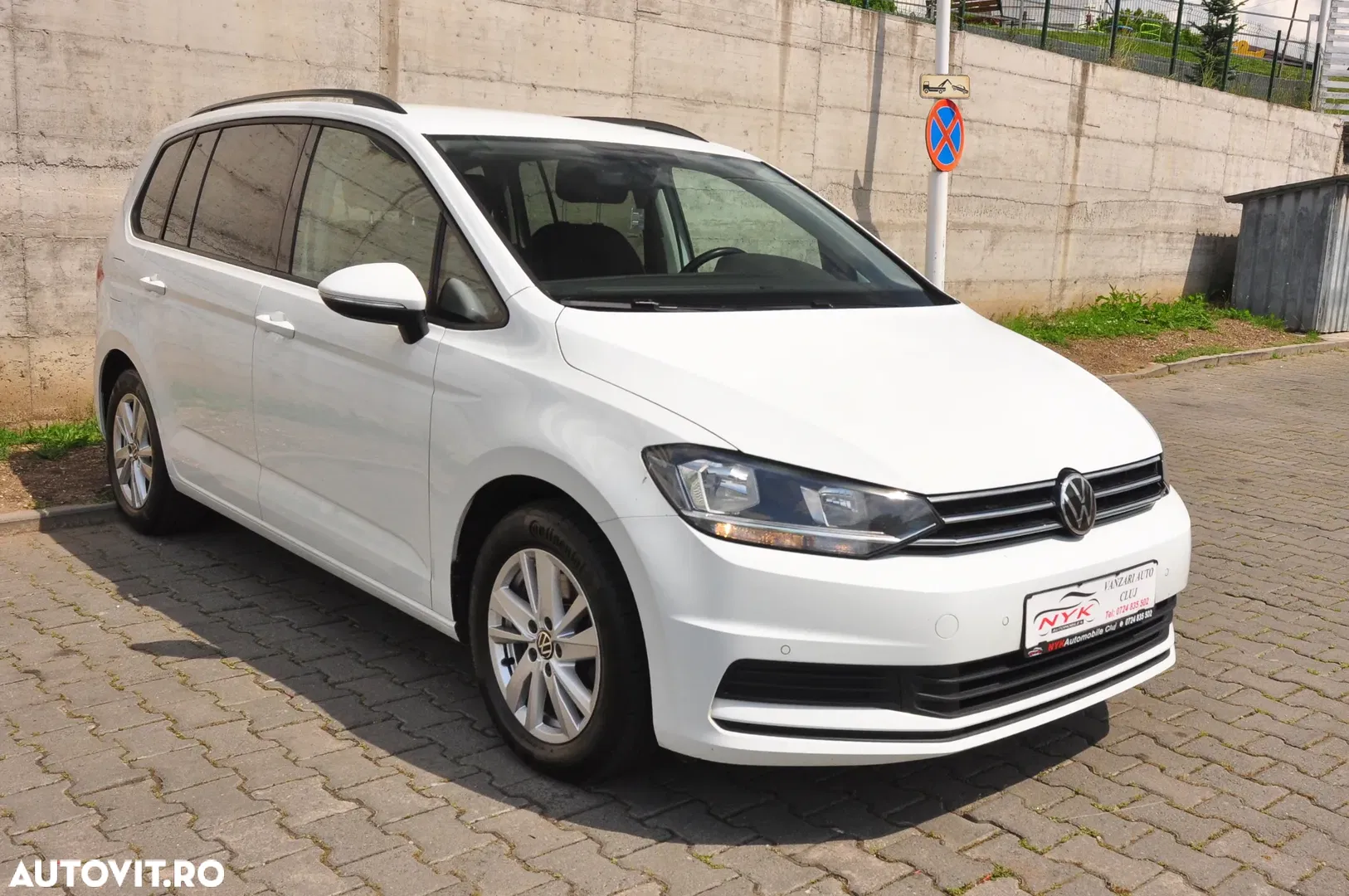2022 Volkswagen Touran 2.0 TDI SCR (BlueMotion Technology) DSG Comfortline, photograph 2