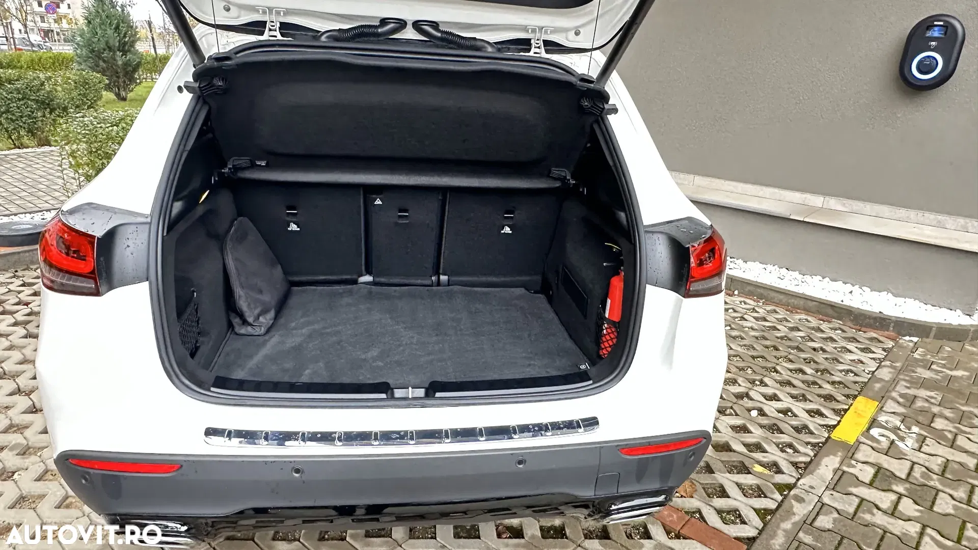 2022 Mercedes-Benz GLA, photograph 7