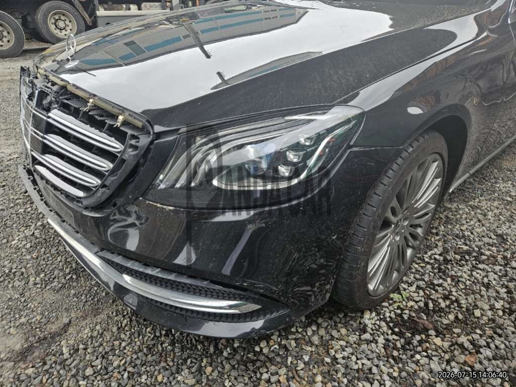 2018 Mercedes-Benz S560 4Matic L, photograph 2