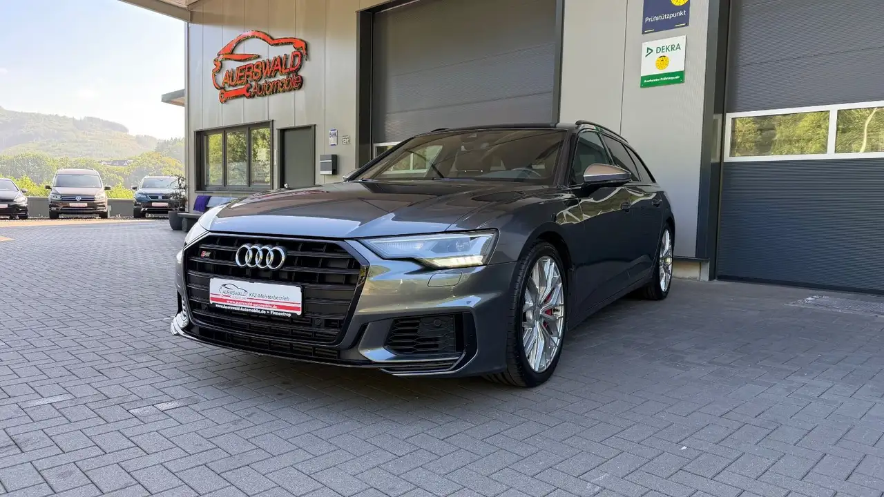 2019 Audi S6 Avant 3.0 TDI quattro BLACK S Line *App *AHK, photograph 3