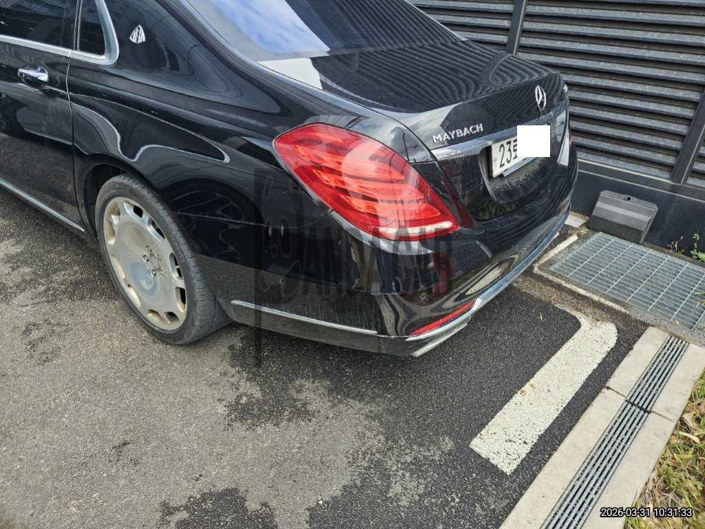 2017 Mercedes-Benz Mercedes-Maybach S500 4Matic, photograph 4