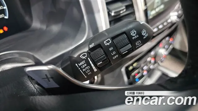 2023 KG_Mobility_Ssangyong Rexton Diesel 2.2 2WD, photograph 5