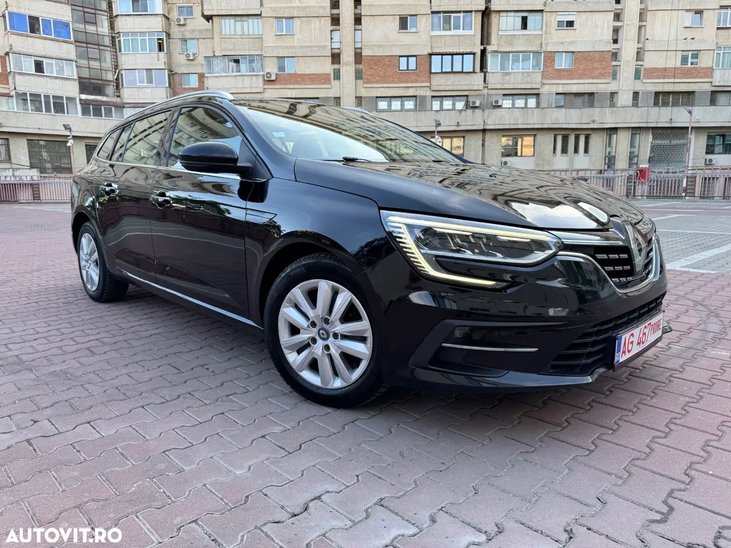 2021 Renault Megane E-TECH 160 INTENS, photograph 7