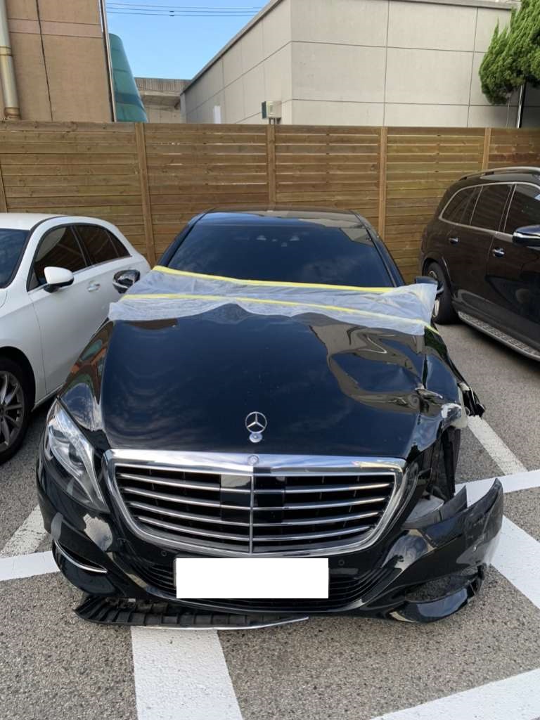 2017 Mercedes-Benz S400 4Matic L, photograph 4