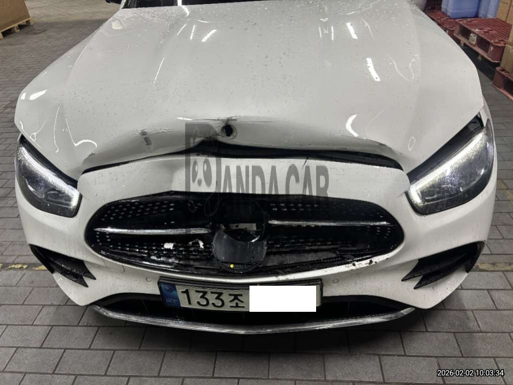 2021 Mercedes-Benz E350 4MATIC, photograph 1