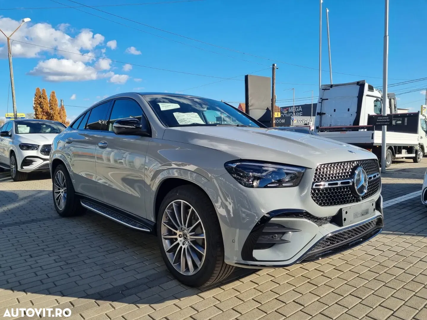 2025 Mercedes-Benz GLE Coupe, photograph 3