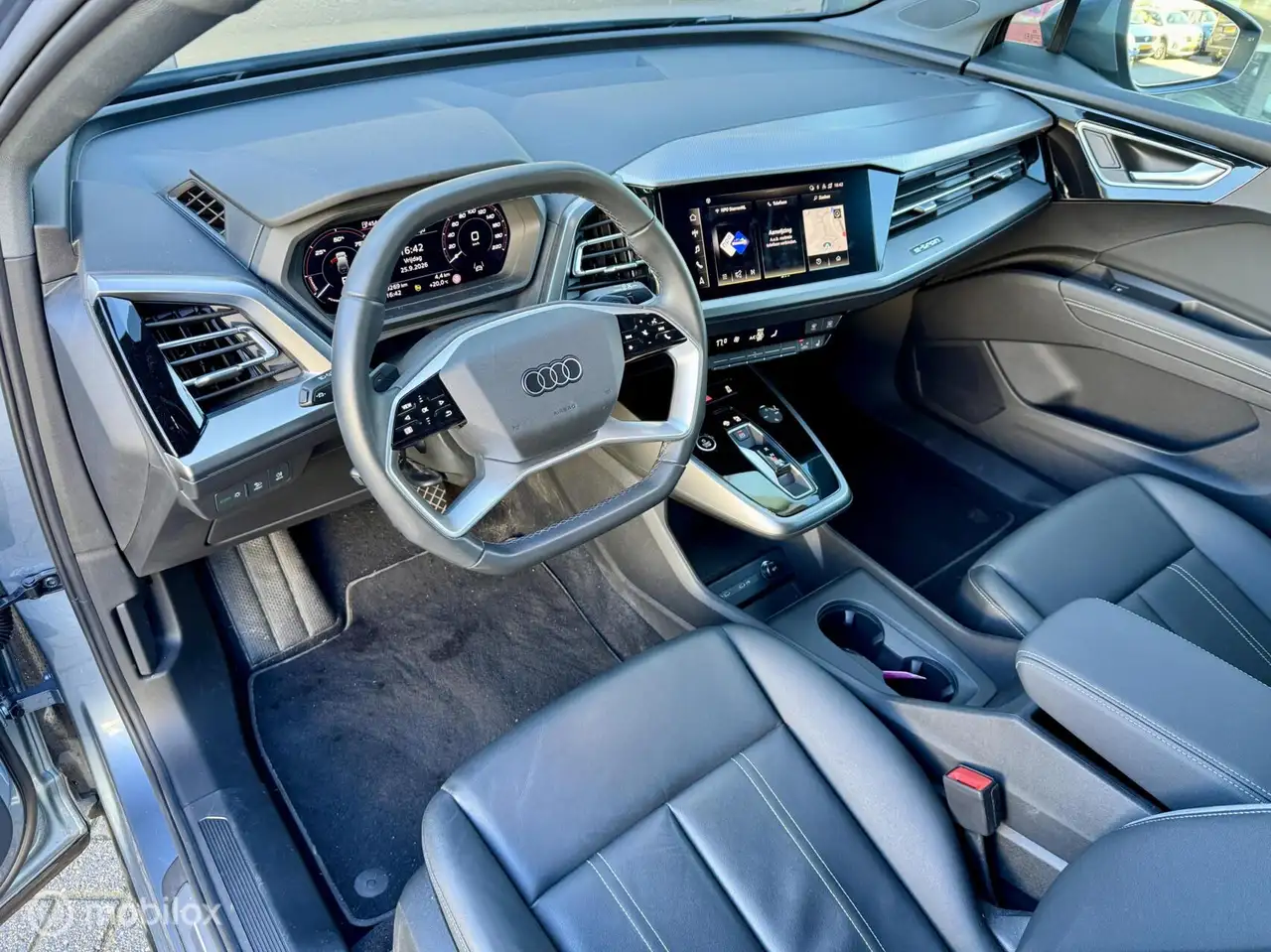 2022 Audi Q4 e-tron 40 S edition 77 kWh Platinum Pack | Matrix LED | A, photograph 11