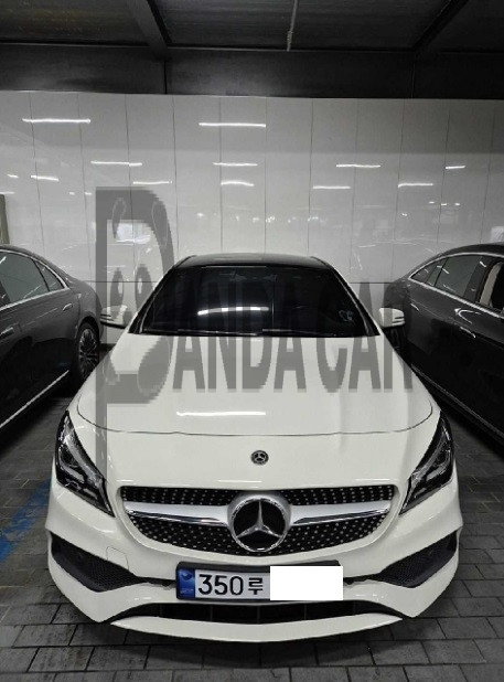 2018 Mercedes-Benz CLA220, photograph 1