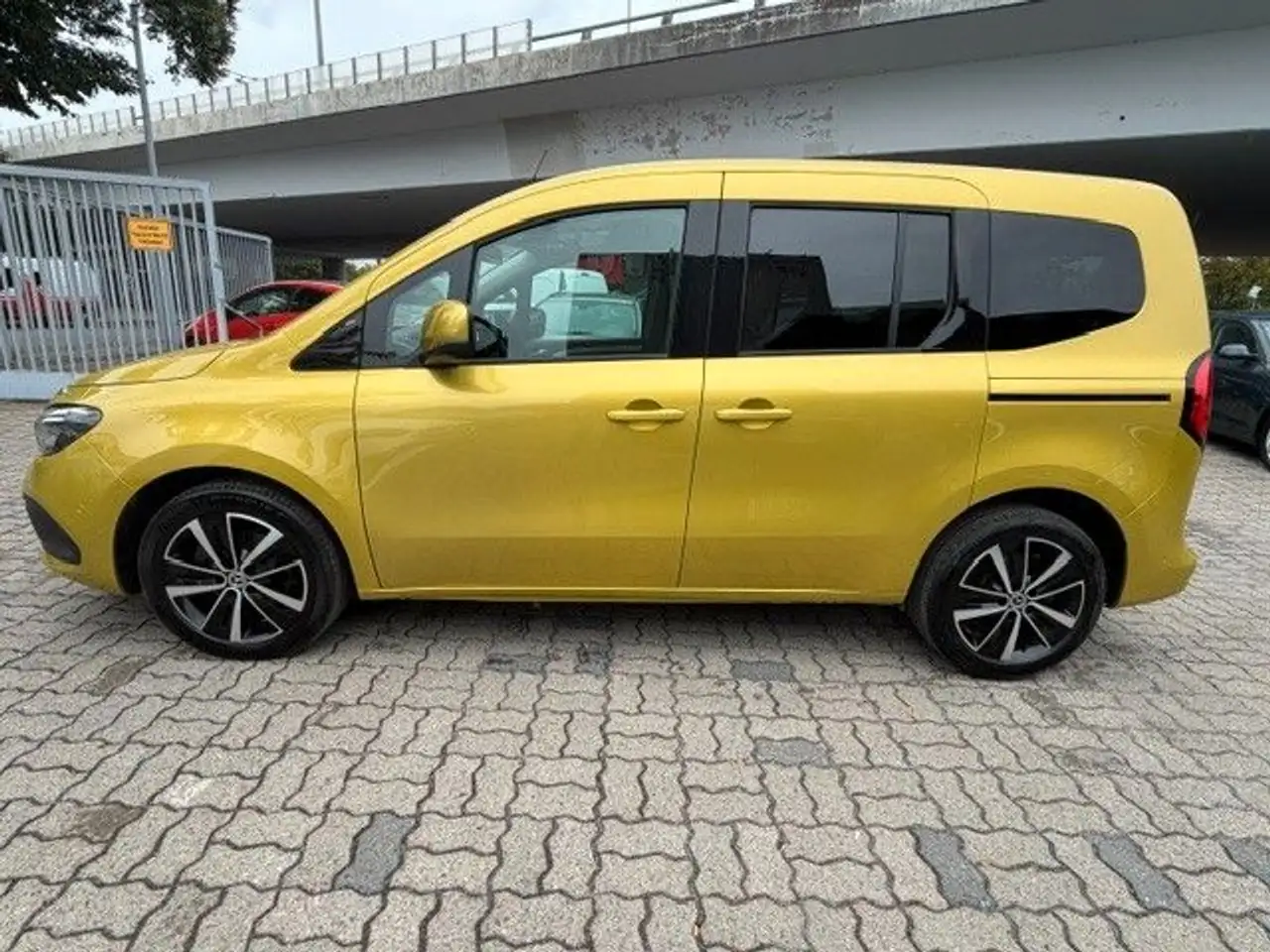 2022 Mercedes-Benz T-Klasse T 180d Progressive 9G-Tr/Kamera/Top Zustand!, photograph 12