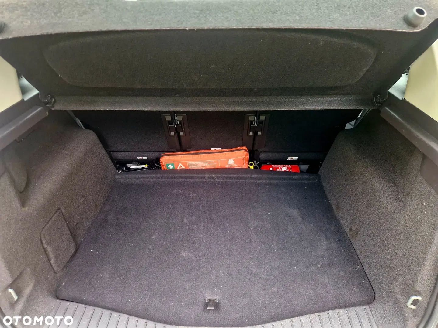 2017 Ford C-MAX, photograph 8