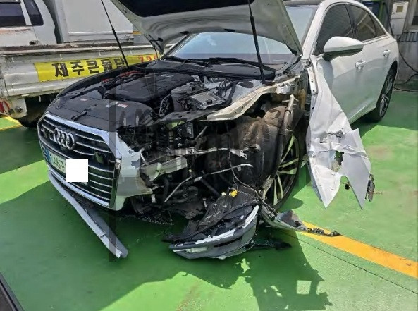 2023 Audi A6 40 TDI, photograph 2